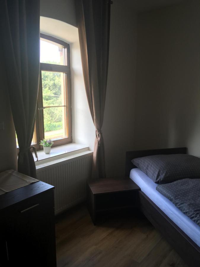 Penzion A Pivnice Varna Velká Bystřice Kültér fotó
