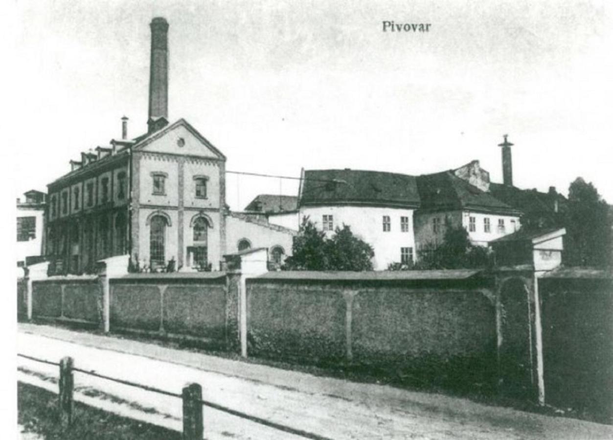 Penzion A Pivnice Varna Velká Bystřice Kültér fotó