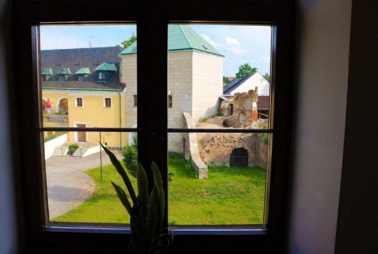 Penzion A Pivnice Varna Velká Bystřice Kültér fotó
