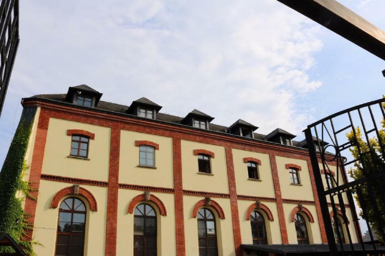 Penzion A Pivnice Varna Velká Bystřice Kültér fotó