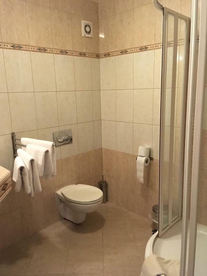 Penzion A Pivnice Varna Velká Bystřice Kültér fotó